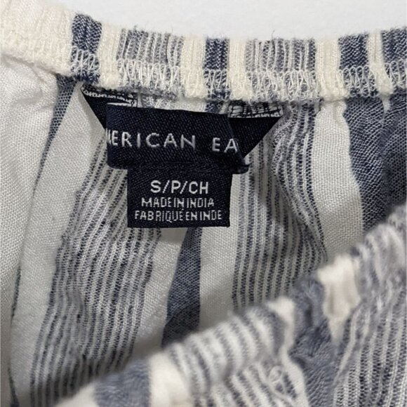 American Eagle | Striped Off-The-Shoulder Blouse - Picture 4 of 7